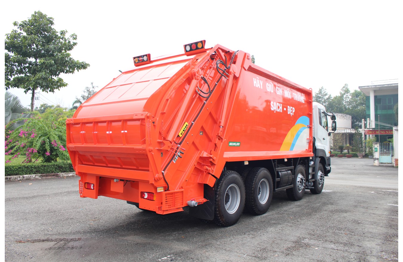 Xe ép chở rác tải trọng 13.5 tấn